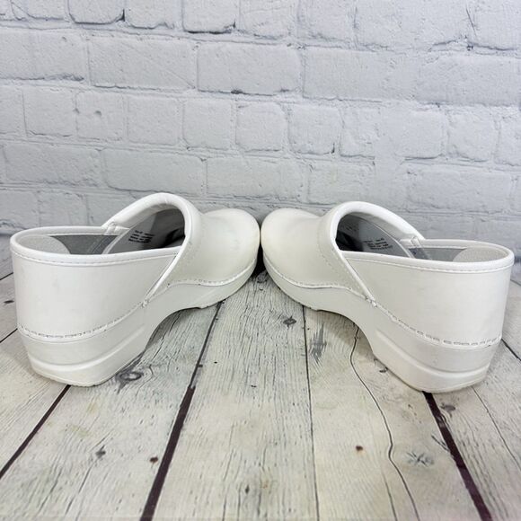 Dansko Loafer Women Size 10.5-11 US 41 EU White Slip On Minimalist Nurse Work - Picture 7 of 15